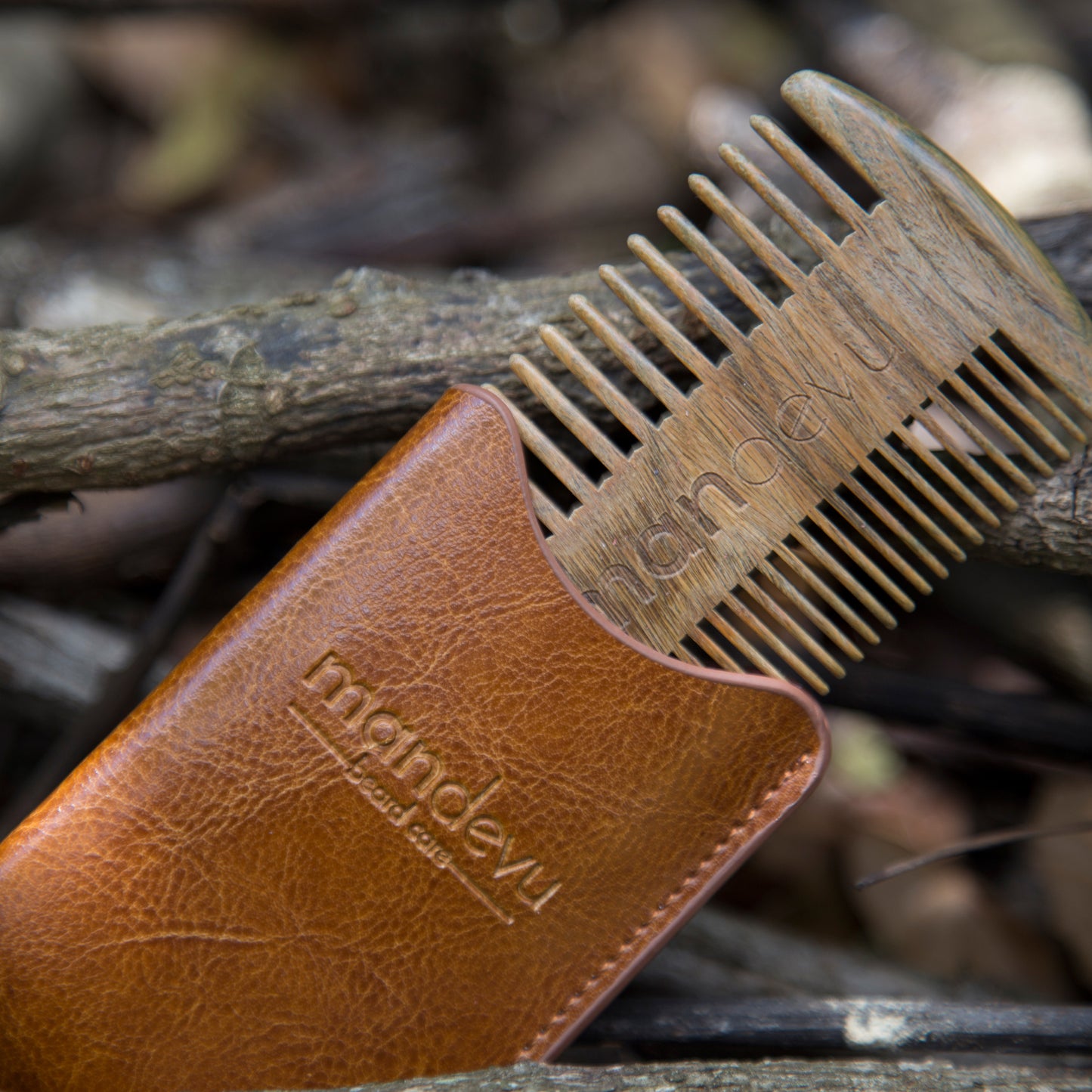 MANDEVU BEARD COMB